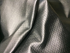 Натуральная кожа Россия черная с тиснением плетенка в разделе Натуральная кожа Россия интернет-каталога компании "МК Трейд-НН" Натуральная кожа Россия черная с тиснением плетенка в разделе Натуральная кожа Россия интернет-каталога компании "МК Трейд-НН"